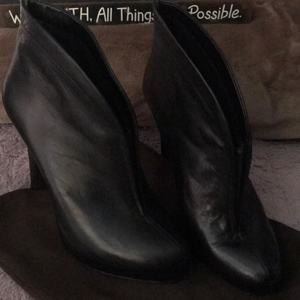 Black booties {JS} Greatly cared for..